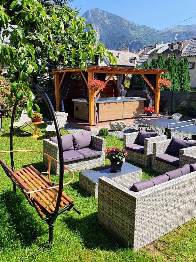 Le Cosy Lodge Departs Ski Alpe D'Huez 2 Alpes La Grave Et Col D'Ornon Detente Jacuzzi Piscine Sauna Bar Billard Le Bourg-dʼOisans Esterno foto